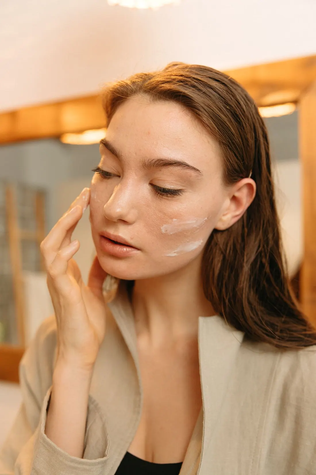 Cuidado facial ilustrativo, no un tratamiento de Aunia